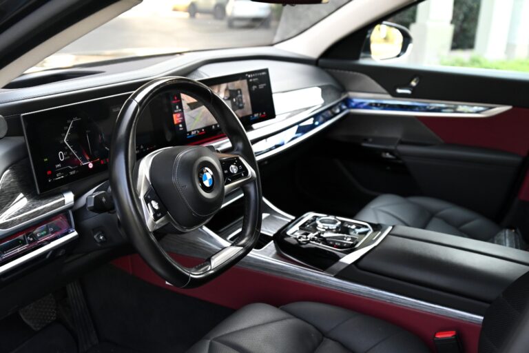 BMW 7 Series  Seat Comfort