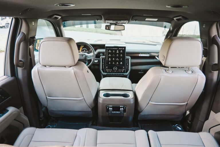 Luxury GMC Yukon Interior